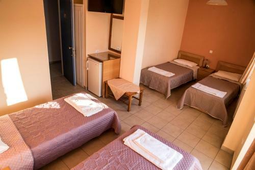 Hostal Zoumboulis Rooms