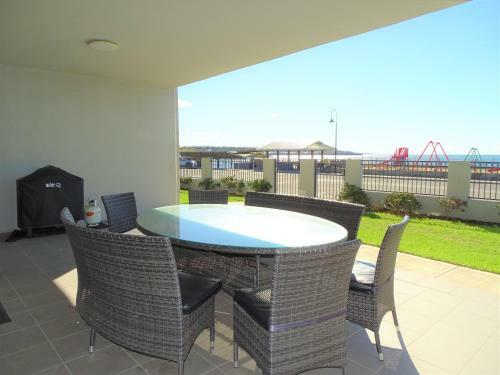 Port Vincent Seaside Apartments - Apartment 1