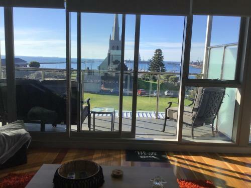 Ocean Breeze Apartment Portland