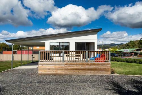 Trailways Accommodation Railton