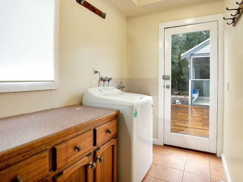 Sandy Bay Getaway