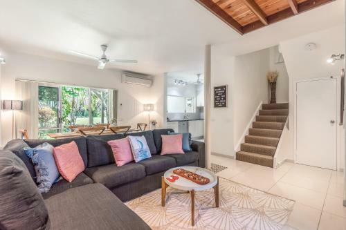 Villa Reeforest?2 Pools?spa?hammock?scooters?wifi?netflix?parking?