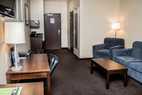 Hotel Comfort Inn & Suites