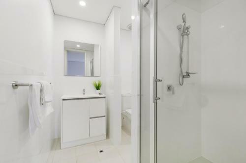 2bed2bath Apartment Close To Airport/city