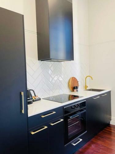 Retro 1 Bedroom Apartment In Perth