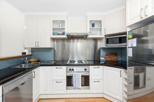 West Perth Wonder Executive Apartment- Views