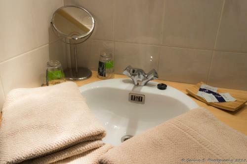 Hostal Confluences