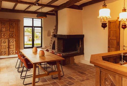 Relais M
