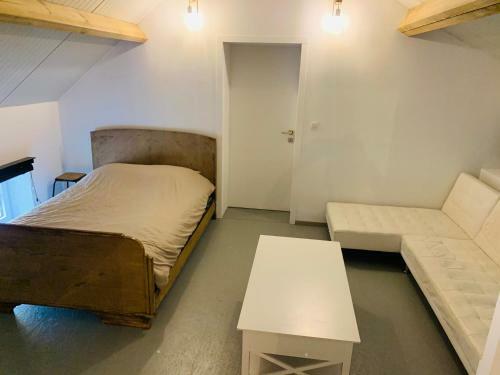 Hostal Mmghome