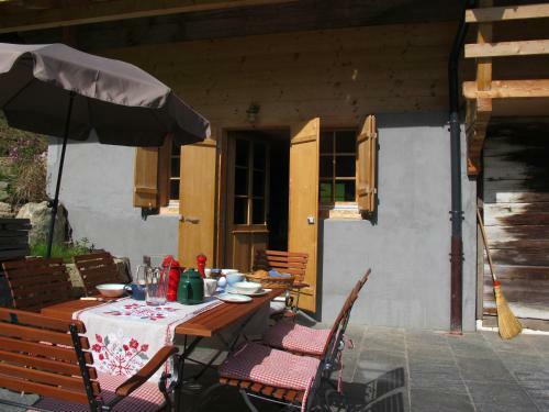 Boutique Chalet Panoramic Views Hot Tub