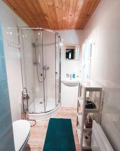 Hostal G�stehaus Alpengl�hn