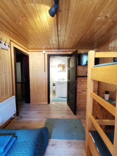 Hostal G�stehaus Alpengl�hn