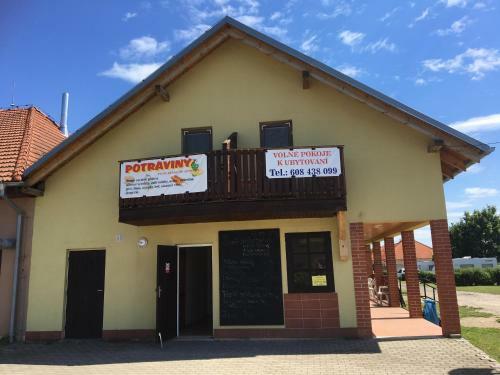 Hostal Ubytov�n� U Evy,atc Merkur Pasohl�vky