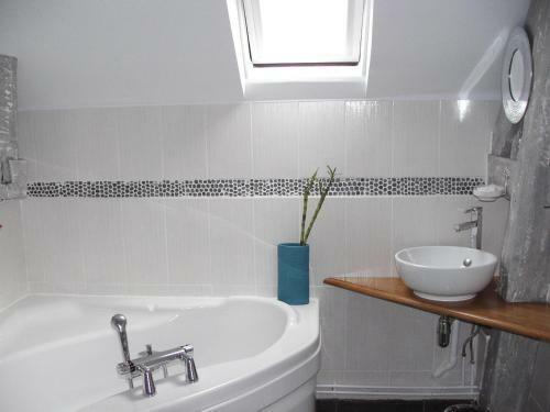 Hotel Logis Le Montligeon