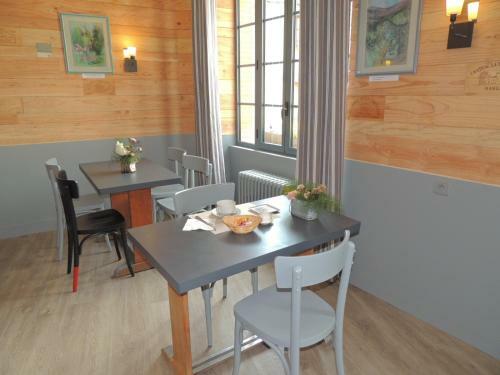 Hotel Logis Le Montligeon
