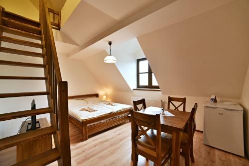Hostal Statek Pod L�pou