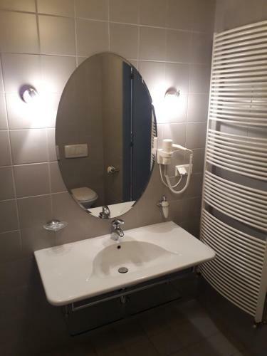 Ama Apartment & Rooms