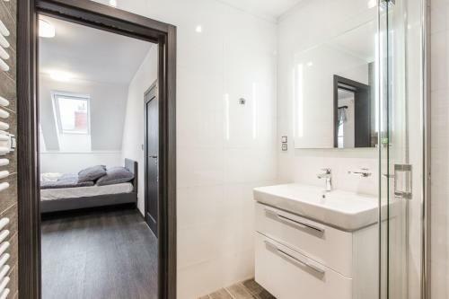 Apartm�ny Nov� Sala?