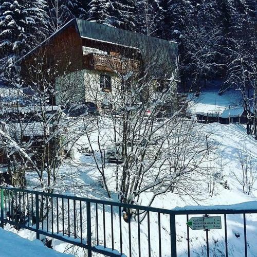 Hostal Penzion Slun�?ko