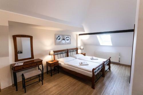 Hostal Penzion Kr�lovsk� L�zn?