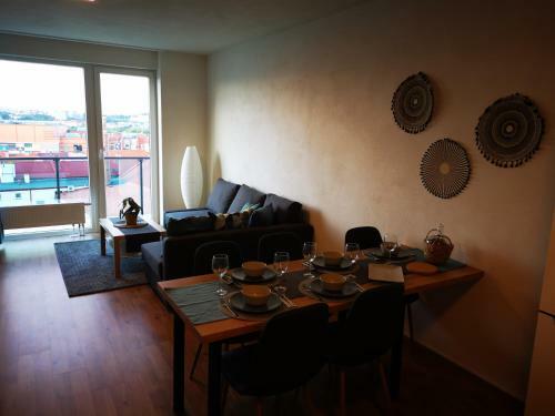 Kavi Apartments #3, Top City View!