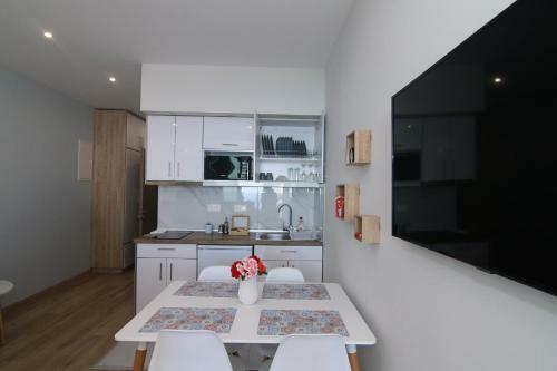 Apartamento Lakones Deluxe Suites