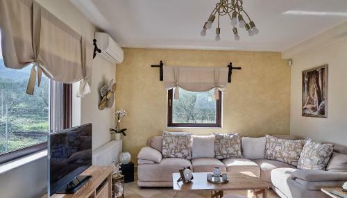 Villa Lamia Casa In Central Greece