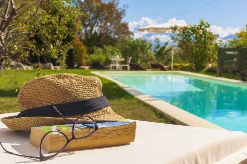 Mounty Island Villas-nefeli