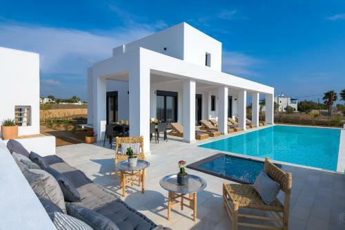 Seawater Villa
