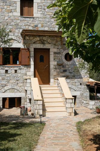Chioureas Apartments
