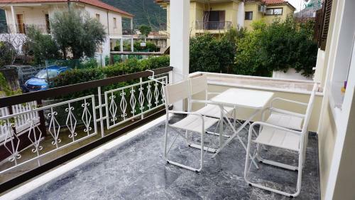 Leonidio Apartment Selini