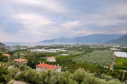 Apartamento Red Rock And View Leonidio Maisonette Studio