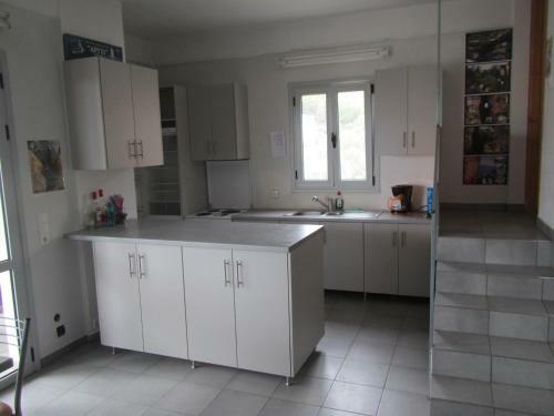 Apartamento "action" House In Leonidio 12-beds