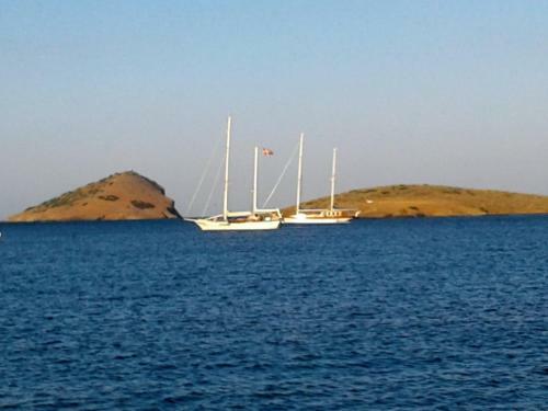 Kalos Gialos Sunrise Apartment
