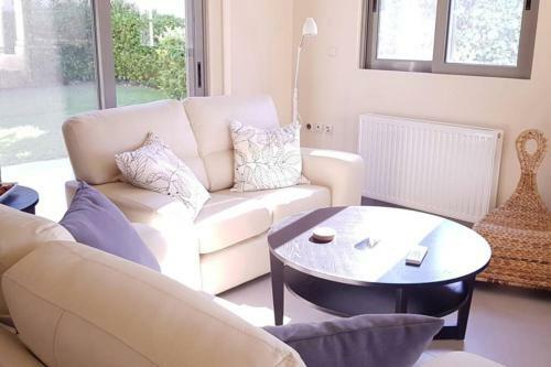 Exquisite Relaxing Holidays At Panorama Pearl Villa