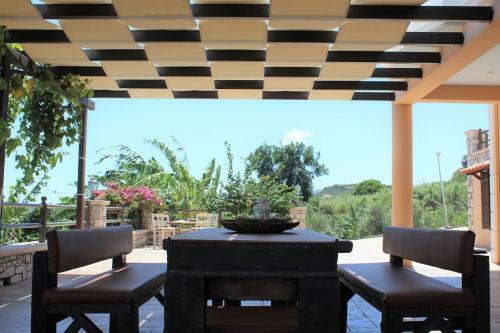 ??? ????? ?????? ????! - A House Full Of Nature!
