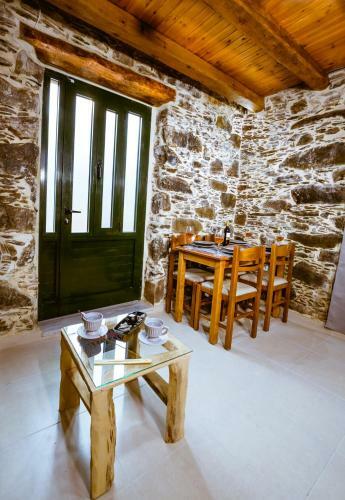 Villa Ellafos Traditional Living