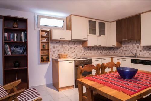 Areti Apartments