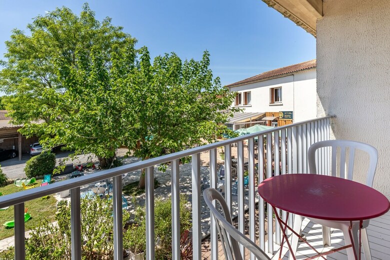 Hotel Les Vieux Acacias
