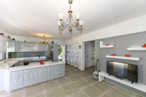 Villa Thalassa Stavromenos Beach