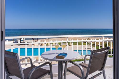 Apartamento Azure Seaside Apts