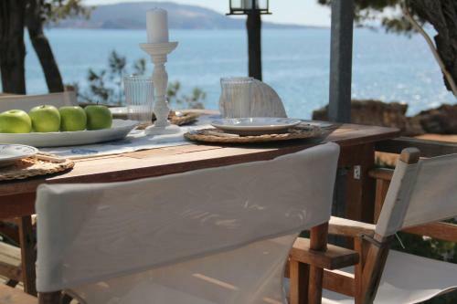 Alekos Beach Houses-romance