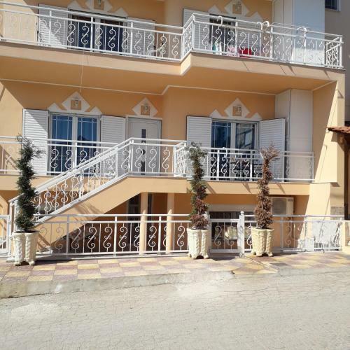 House Dilena Tsimtsiri Luxury Apartment 2