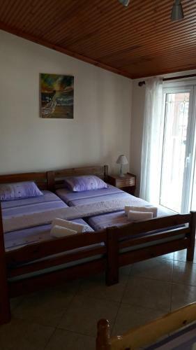 House Dilena Tsimtsiri
