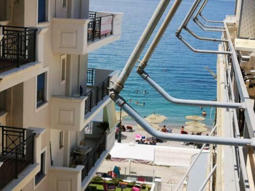 Comfortable Beachfront Apartment