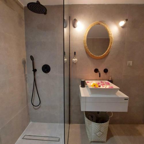 Apartamento Onar Beachfront Residence, Loutraki