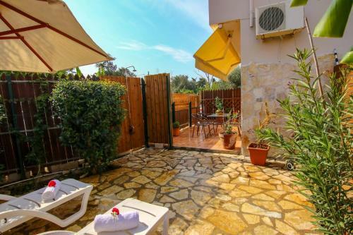 Aggeliki's Hideaway Studio