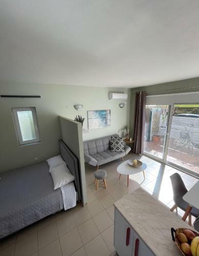 Aggeliki's Hideaway Studio
