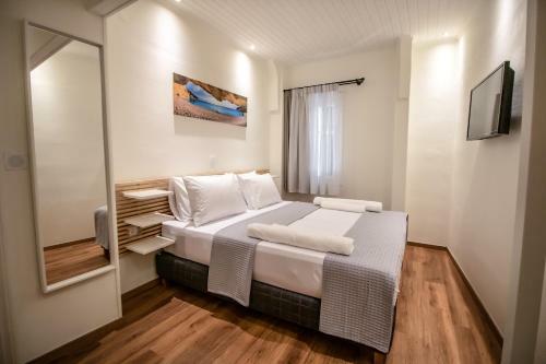 Levkosh Apartments At Lefkada's Heart