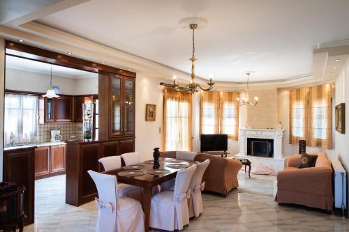 Rustic Villa Dimitra